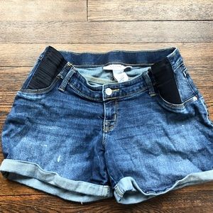 maternity shorts 🌑